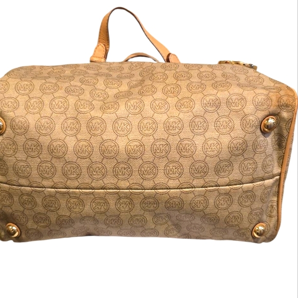 Michael Kors Tan Signature Satchel AP-1107 Come W/ Dust Bag - Picture 6 of 11